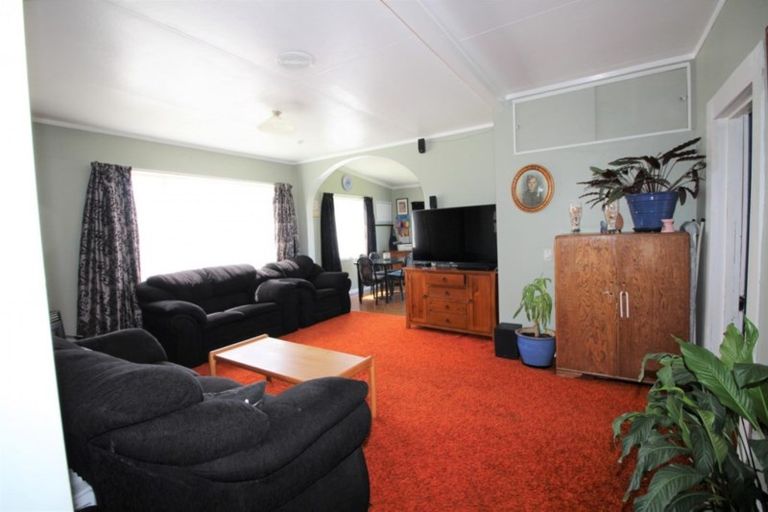 Photo of property in 17 London Street, Dannevirke, 4930
