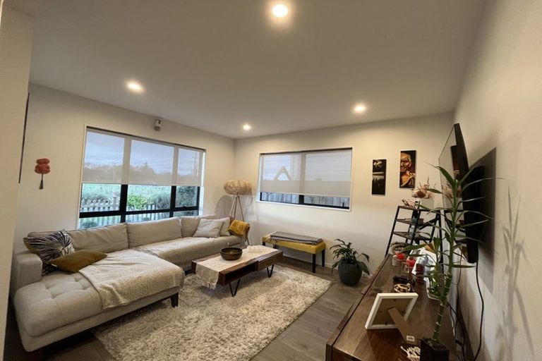 Photo of property in 4 Minhas Road, Papakura, 2110