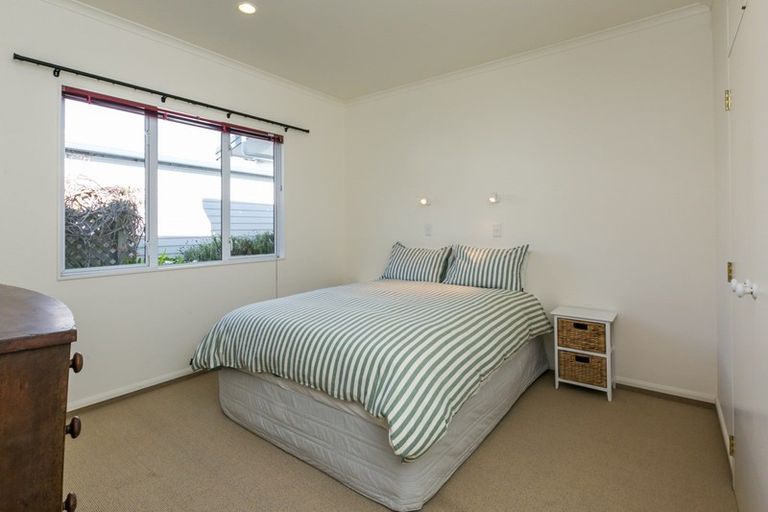 Photo of property in 31 Airini Road, Waimarama, Havelock North, 4294