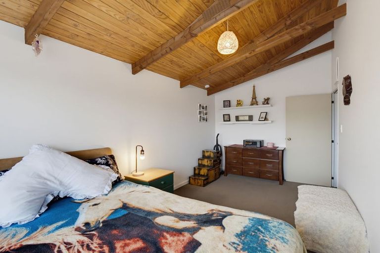 Photo of property in 5 Stopforth Street, Woodend, 7610
