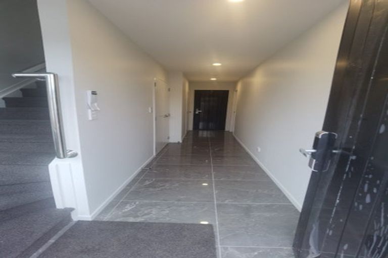 Photo of property in 4a Tonar Street, Northcote, Auckland, 0627