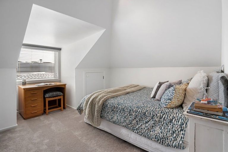 Photo of property in 162 Oceanbeach Road, Mount Maunganui, 3116