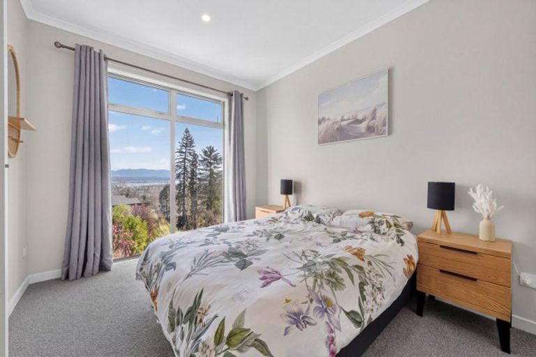 Photo of property in 22 Hill Tops Way, Stoke, Nelson, 7011