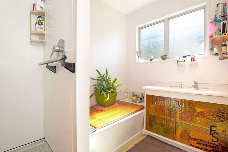 Photo of property in 2/121 Russell Street, Whataupoko, Gisborne, 4010