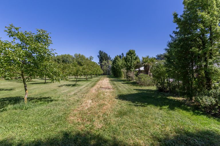 Photo of property in 27 Guys Road, Yaldhurst, Christchurch, 7676