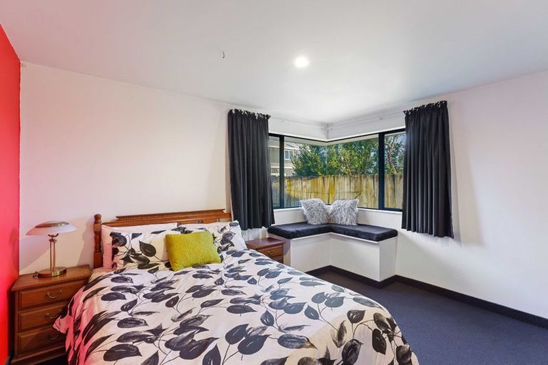 Photo of property in 901 State Highway 1, Te Horo, Otaki, 5581