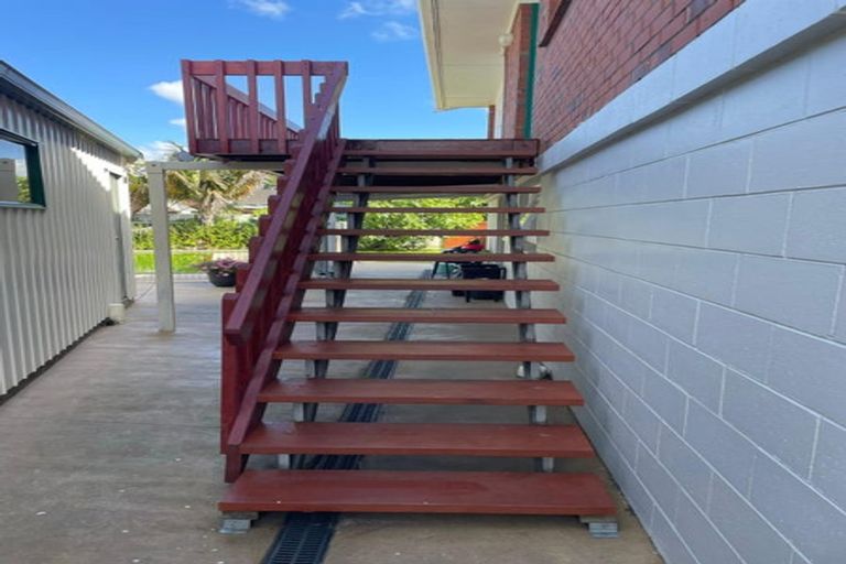 Photo of property in 3 Riverina Avenue, Pakuranga, Auckland, 2010