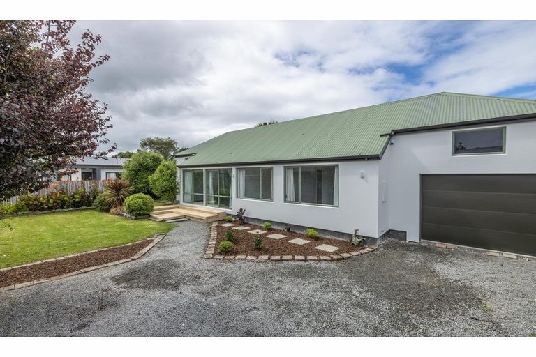 Photo of property in 2/83 Sullivan Avenue, Woolston, Christchurch, 8023