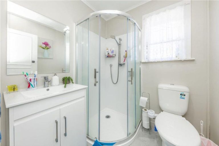 Photo of property in 37 Puriri Road, Manurewa, Auckland, 2102