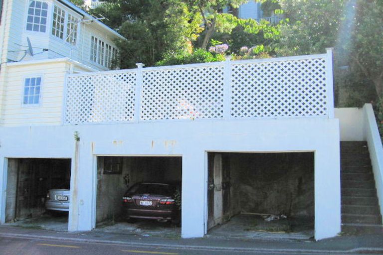 Photo of property in 22 Clifton Terrace, Kelburn, Wellington, 6012