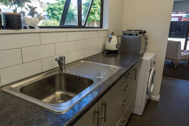 Photo of property in 145 Wairakei Road, Bryndwr, Christchurch, 8053