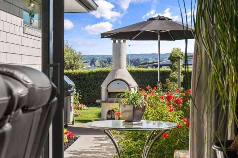 Photo of property in Waterview Estate, 86/4 Greystone Place, Omokoroa, 3114