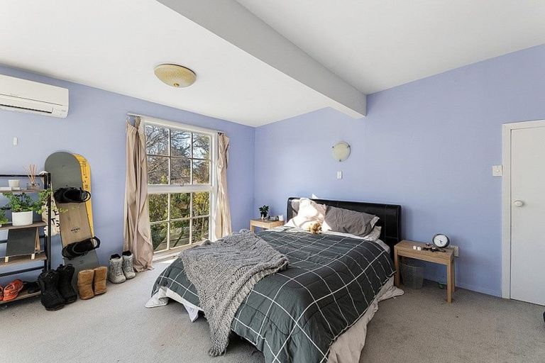 Photo of property in 16 Powell Crescent, Ilam, Christchurch, 8041