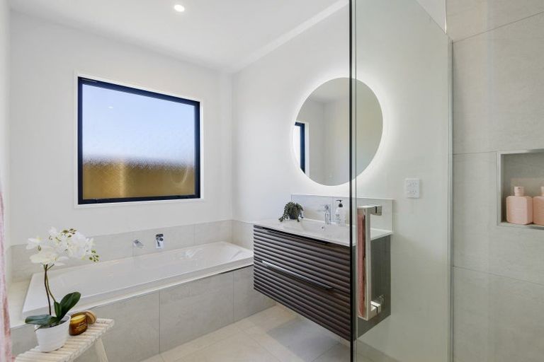 Photo of property in 11 Withers Crescent, Halswell, Christchurch, 8025