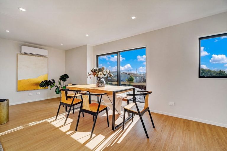Photo of property in 79c Gallony Avenue, Massey, Auckland, 0614