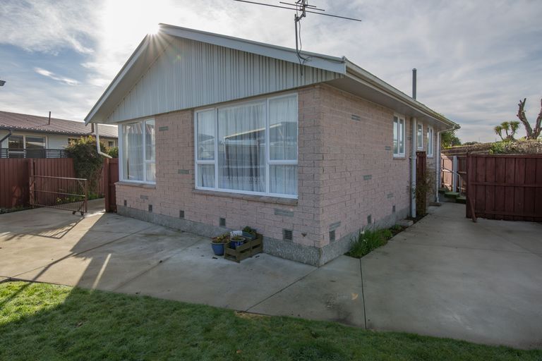 Photo of property in 23 Monowai Crescent, North New Brighton, Christchurch, 8083