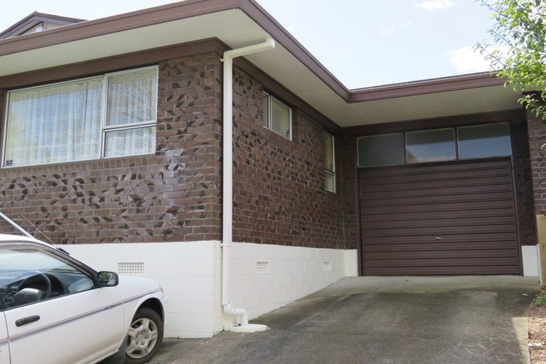 Photo of property in 2/1 Bramley Drive, Farm Cove, Auckland, 2012