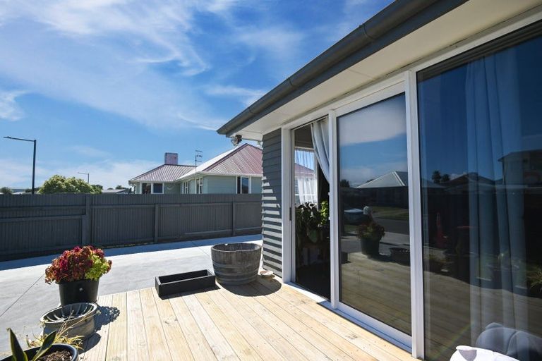 Photo of property in 17 Kelvin Road, Maraenui, Napier, 4110