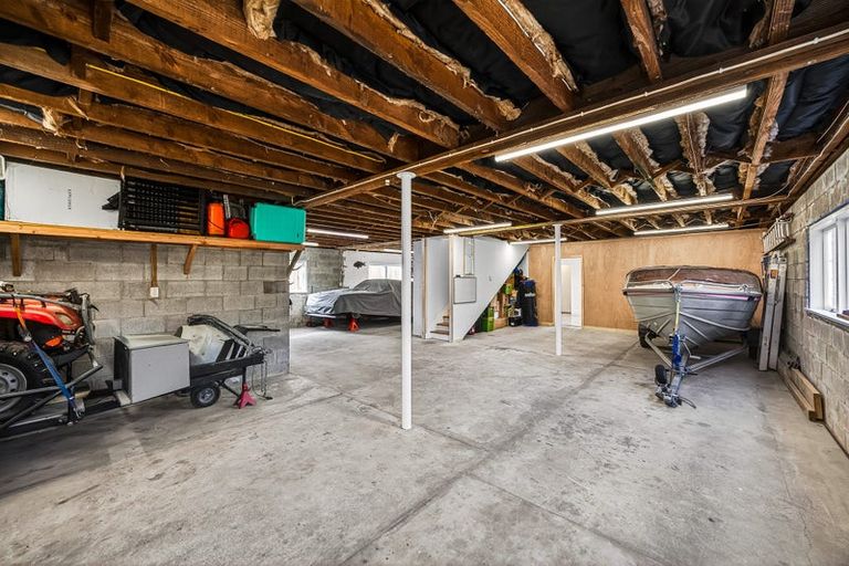 Photo of property in 99 Sunnyside Road, Sunnyvale, Auckland, 0612