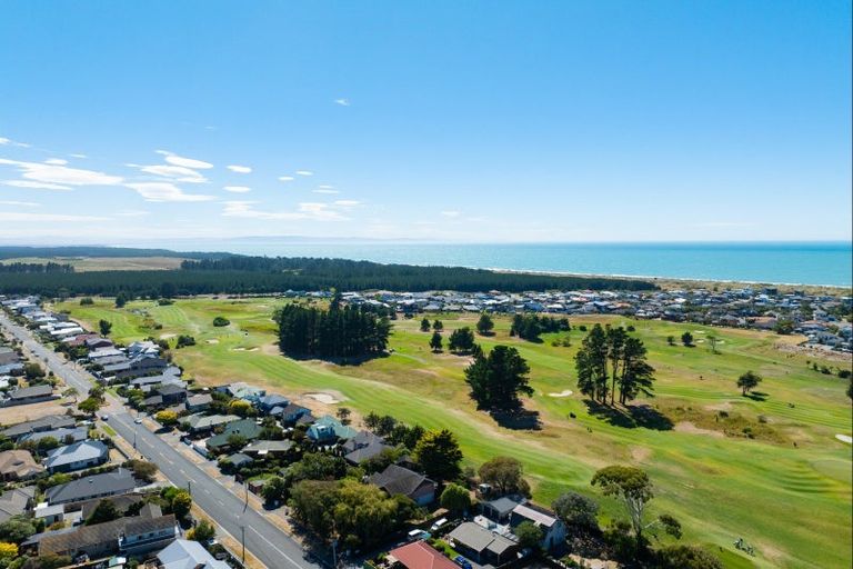 Photo of property in 1/461 Bower Avenue, Parklands, Christchurch, 8083