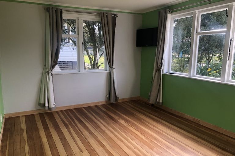 Photo of property in 28 Maire Street, Wairakei, Taupo, 3332