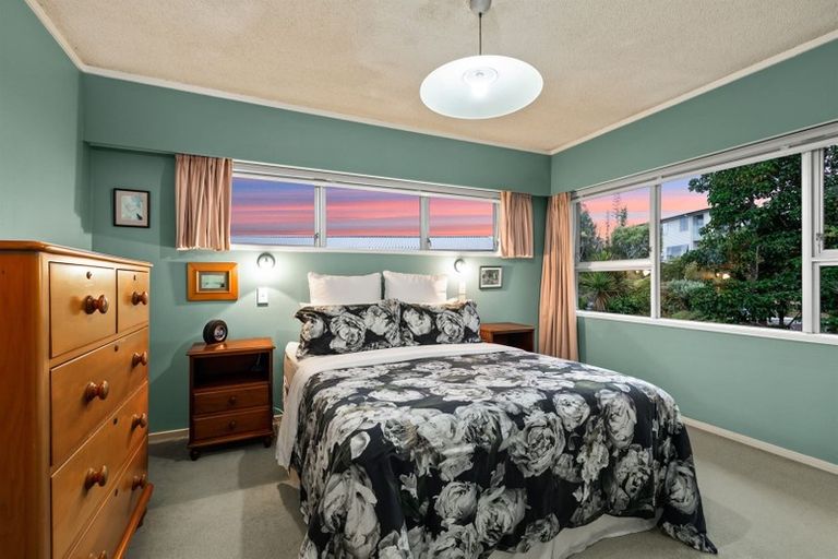 Photo of property in 424 Beach Road, Mairangi Bay, Auckland, 0630