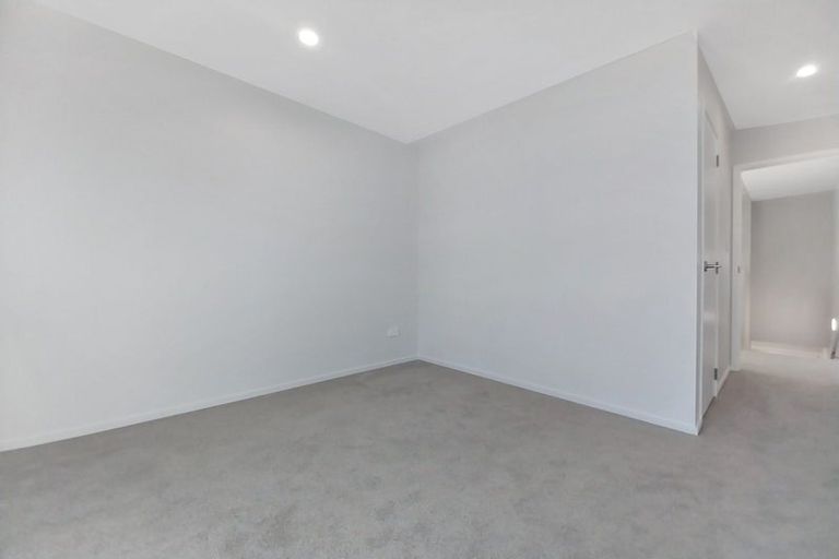 Photo of property in 28 Tima Lane, Mangere Bridge, Auckland, 2022