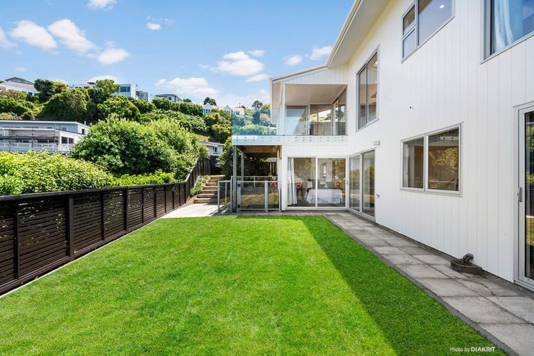 Photo of property in 16 Rama Crescent, Khandallah, Wellington, 6035