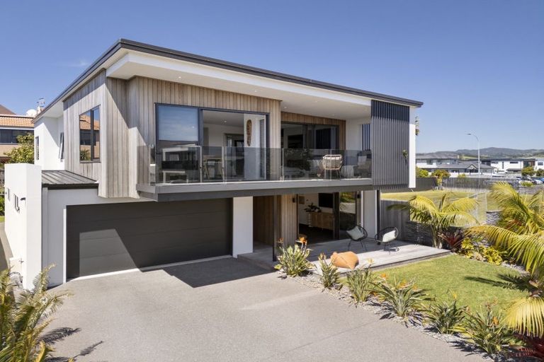 Photo of property in 4 Otira Close, Papamoa Beach, Papamoa, 3118