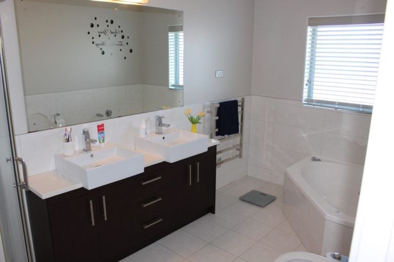 Photo of property in 91 Barrington Drive, Huntington, Hamilton, 3210