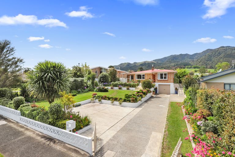 Photo of property in 124 Centennial Avenue, Te Aroha, 3320