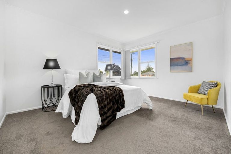 Photo of property in 11 Tampin Road, Hillpark, Auckland, 2102