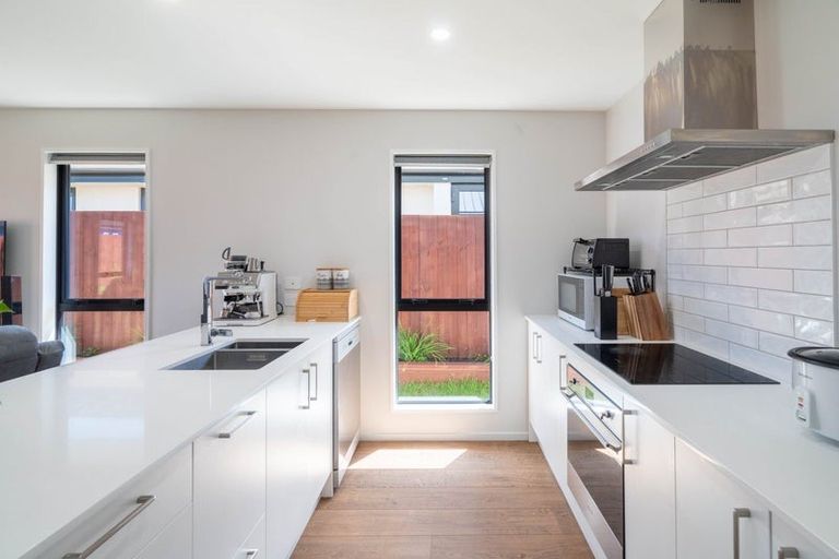 Photo of property in 17 Llew Summers Street, Belfast, Christchurch, 8051