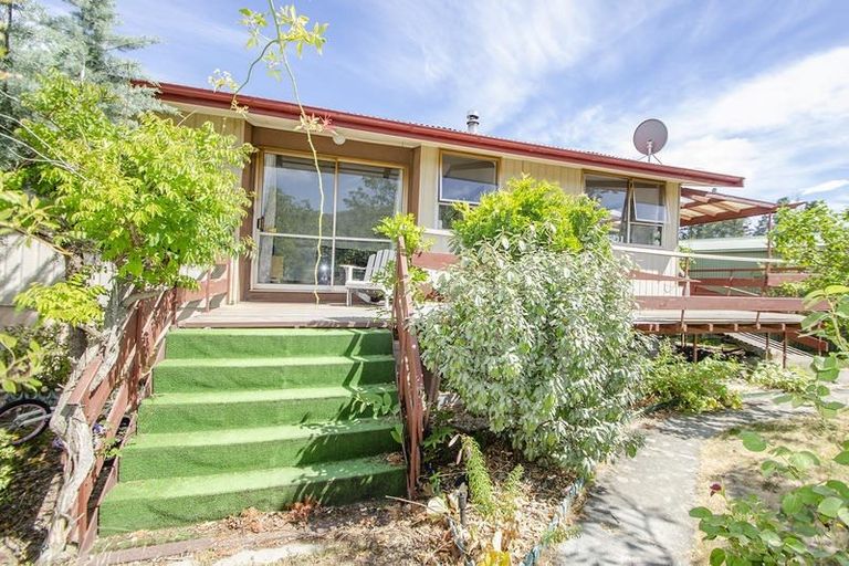 Photo of property in 15 Syndic Street, Cromwell, 9310