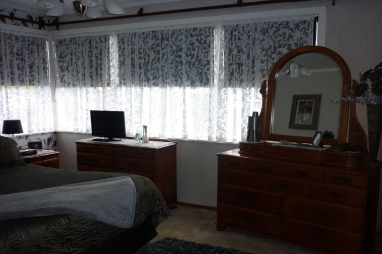 Photo of property in 10 Bremridge Place, Melville, Hamilton, 3206