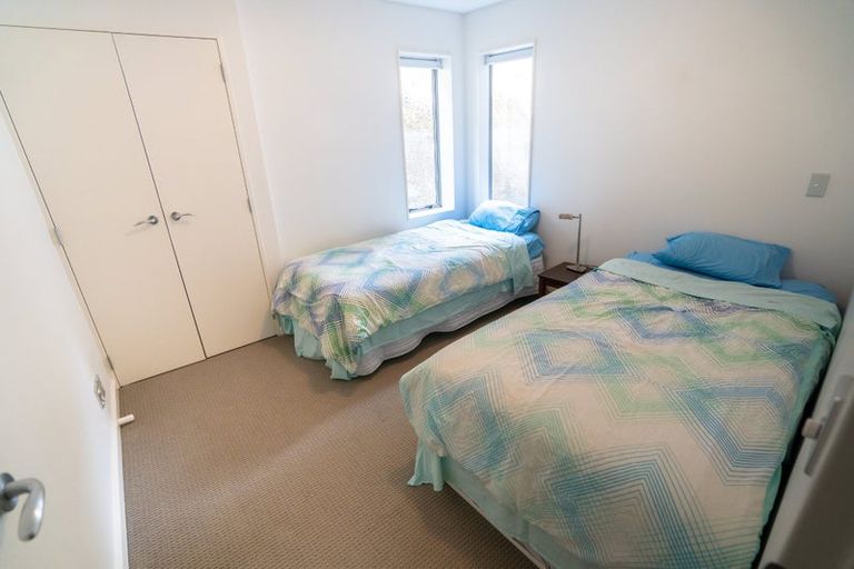 Photo of property in Aqua, 7/74 Oriental Parade, Oriental Bay, Wellington, 6011