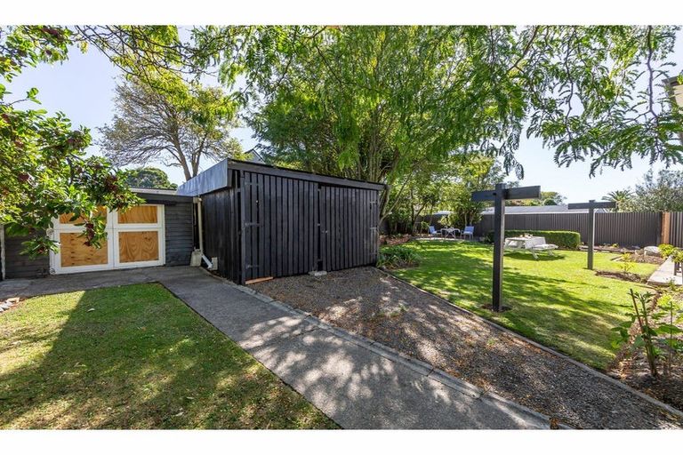 Photo of property in 12 Geddis Street, Rangiora, 7400