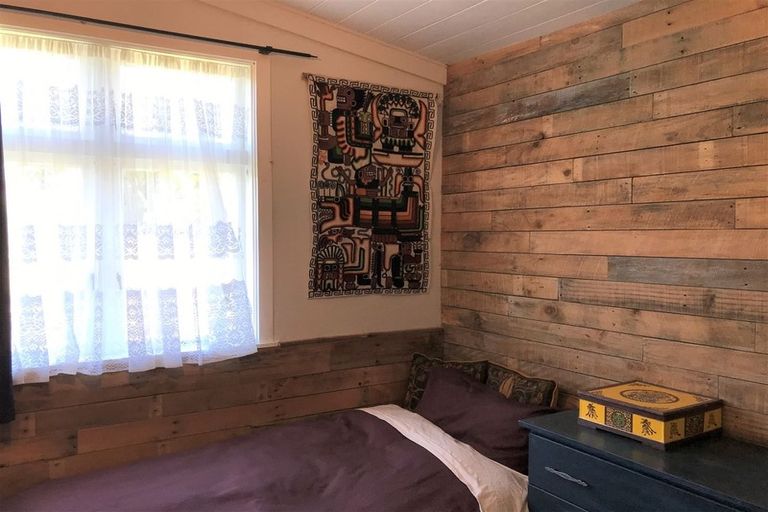 Photo of property in 9 Grammar Street, Kimbolton, 4777