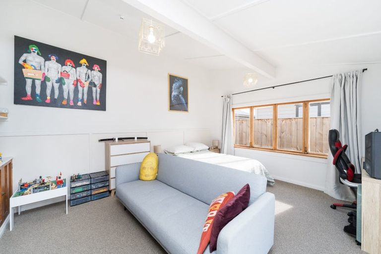 Photo of property in 103 Featherston Street, Takaro, Palmerston North, 4412