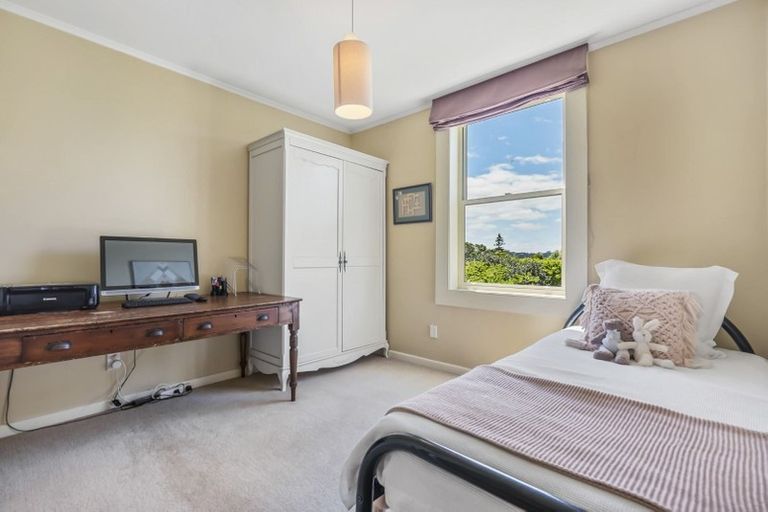 Photo of property in 80 Verbena Road, Birkdale, Auckland, 0626