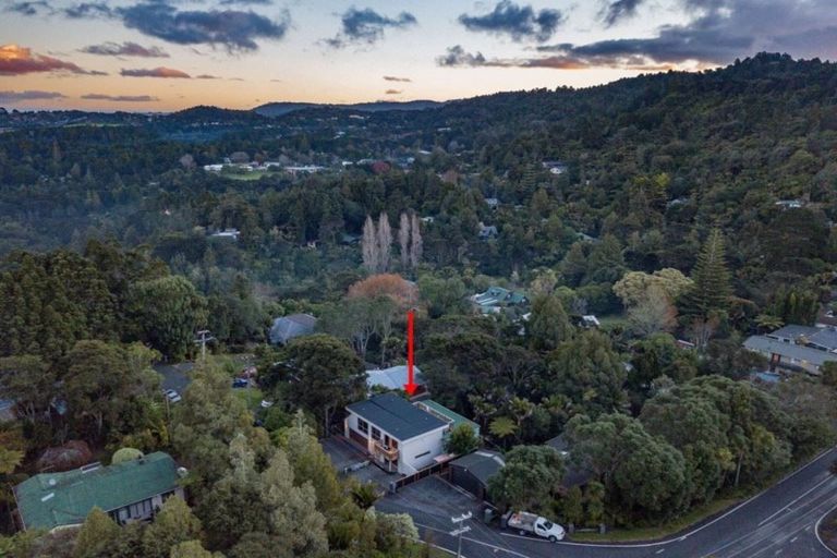 Photo of property in 15 York Road, Titirangi, Auckland, 0604