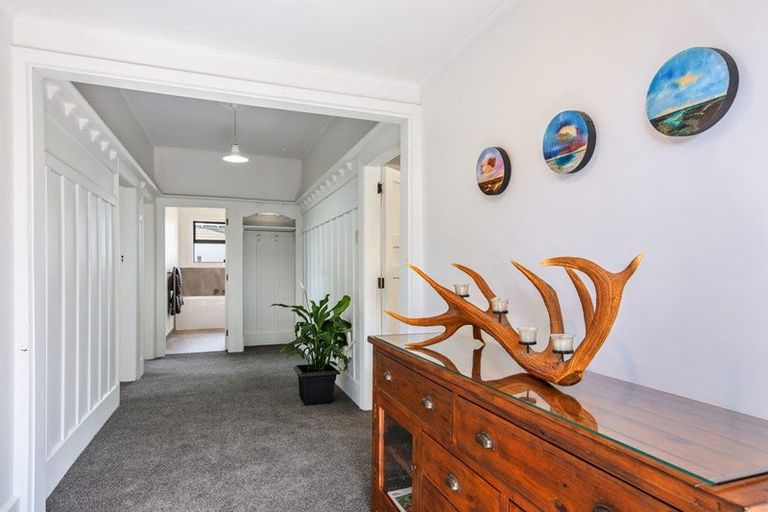 Photo of property in 191 High Street, Oxford, 7430