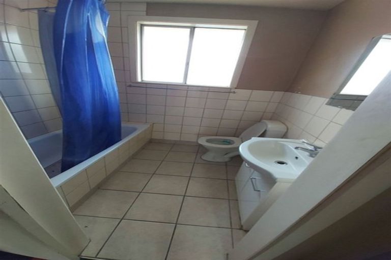 Photo of property in 4/21 Olliviers Road, Phillipstown, Christchurch, 8011