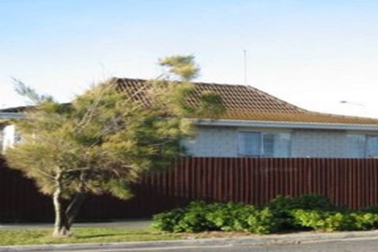Photo of property in 2/401 Keyes Road, New Brighton, Christchurch, 8083