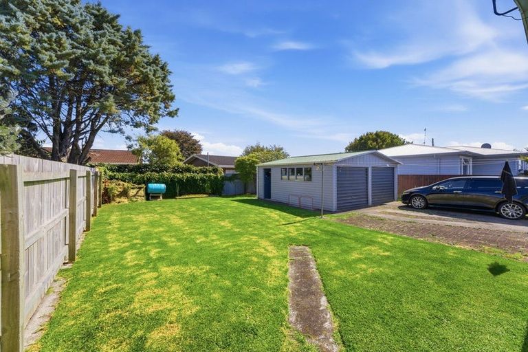 Photo of property in 278 Mangorei Road, Merrilands, New Plymouth, 4312
