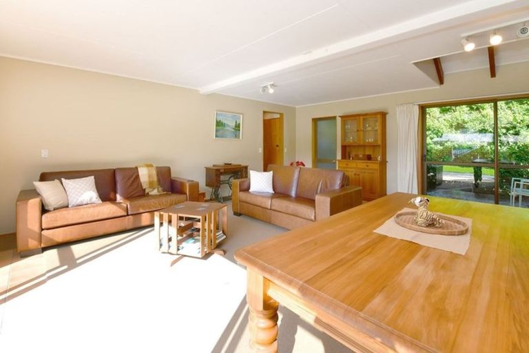 Photo of property in 441 Hibiscus Coast Highway, Orewa, 0931