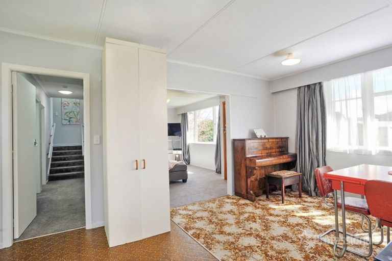 Photo of property in 21 Augustus Street, Carterton, 5713