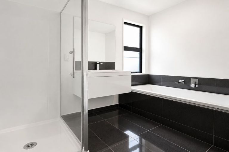 Photo of property in 15 Packard Crescent, Halswell, Christchurch, 8025