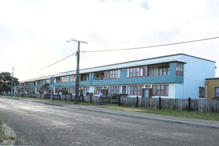 Photo of property in 22 Scholefield Street, Petone, Lower Hutt, 5012