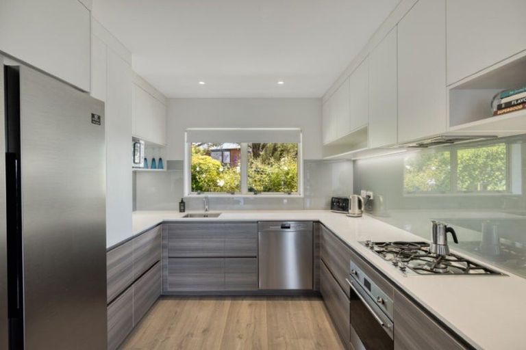 Photo of property in 16 Highmore Place, Brookfield, Tauranga, 3110